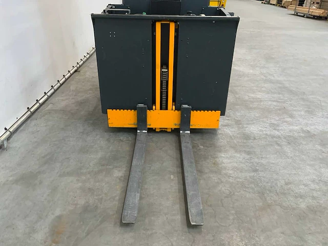 2010 jungheinrich eks312 orderpicker met accu van 2024 - afbeelding 2 van  34