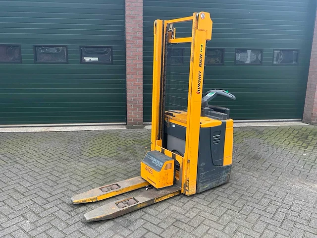 2010 jungheinrich erc 216 orderpicker - afbeelding 1 van  10