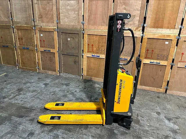 2010 jungheinrich hc110 elektrische stapelaar (hefhoogte: 250cm) - afbeelding 4 van  11