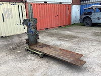 2010 kalmar dce 150-12 vorkheftruck - afbeelding 12 van  23