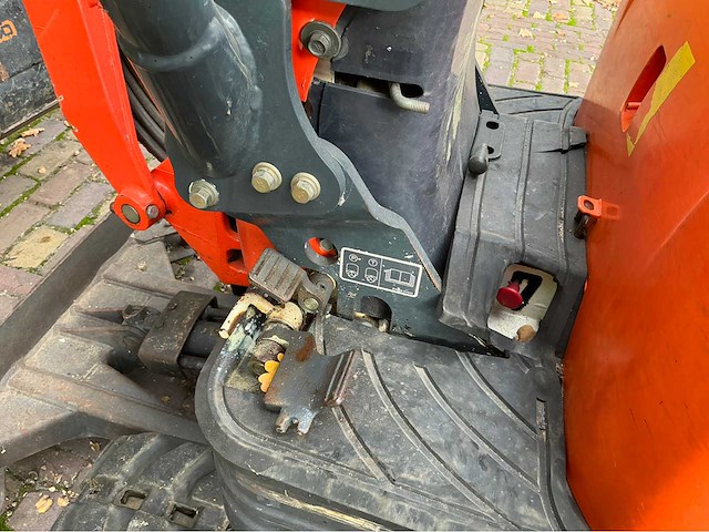 2010 kubota u10-3 minigraafmachine - afbeelding 35 van  45