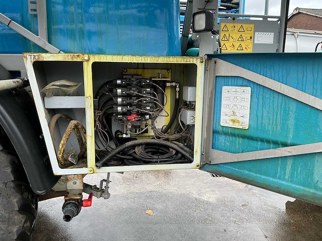2010 lemken albatros 9/4000 veldspuit - afbeelding 26 van  37