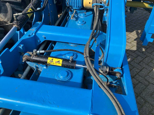 2010 lemken compact solitair 9/600kk precisiezaaimachine - afbeelding 33 van  60