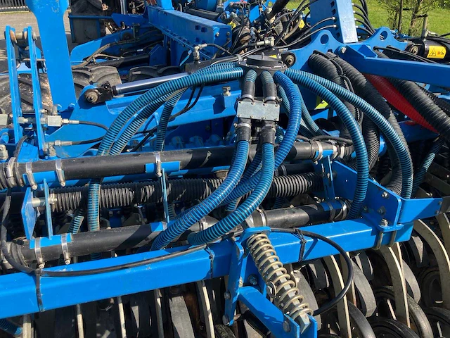 2010 lemken compact solitair 9/600kk precisiezaaimachine - afbeelding 49 van  60