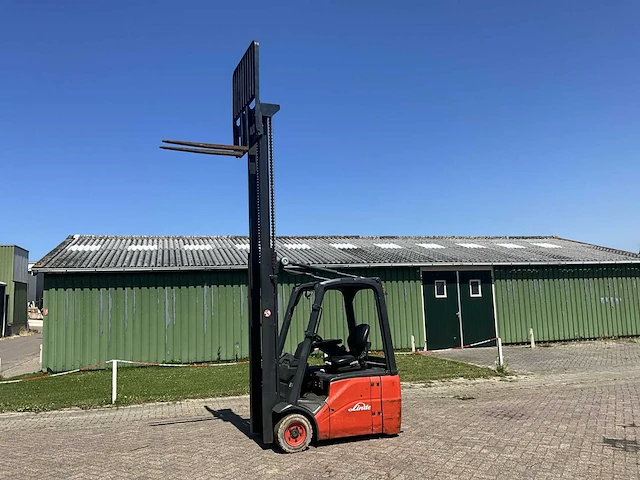 2010 linde e16c-01 vorkheftruck - afbeelding 2 van  17