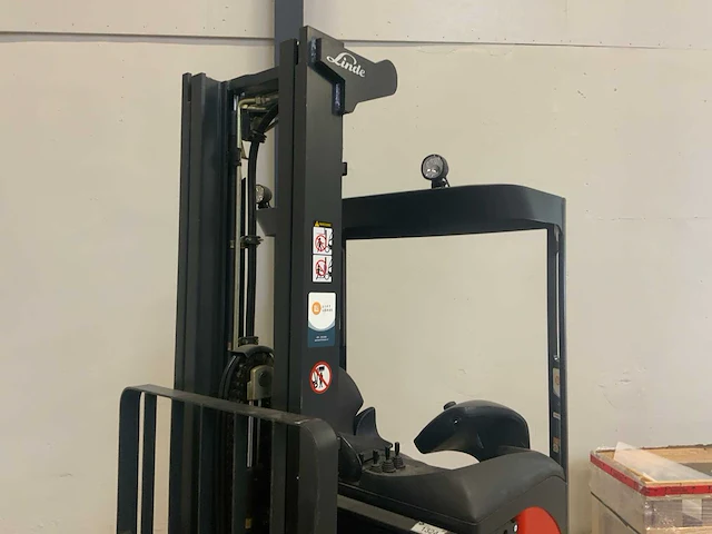 2010 linde r12cs-11 reach truck - afbeelding 4 van  29
