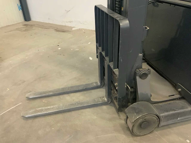 2010 linde r12cs-11 reach truck - afbeelding 5 van  29