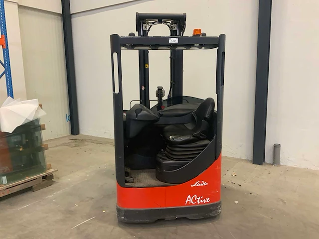 2010 linde r12cs-11 reach truck - afbeelding 13 van  29