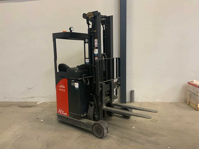 2010 linde r12cs-11 reach truck - afbeelding 14 van  29