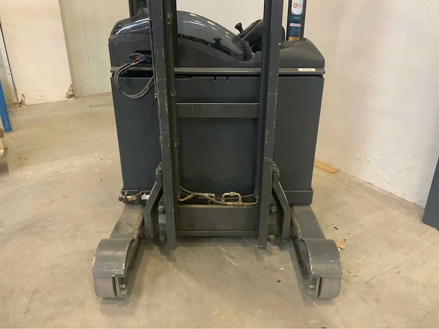 2010 linde r12cs-11 reach truck - afbeelding 18 van  29