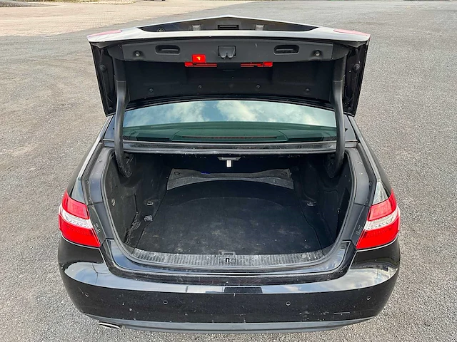 2010 mercedes-benz e-klasse 220 cdi personenauto marge - afbeelding 29 van  39