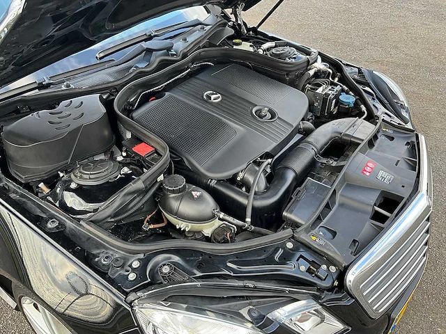 2010 mercedes-benz e-klasse 220 cdi personenauto marge - afbeelding 32 van  39
