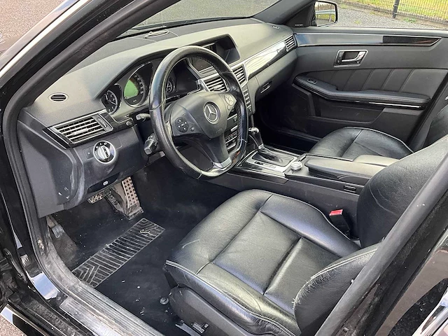 2010 mercedes-benz e-klasse 220 cdi personenauto marge - afbeelding 18 van  38