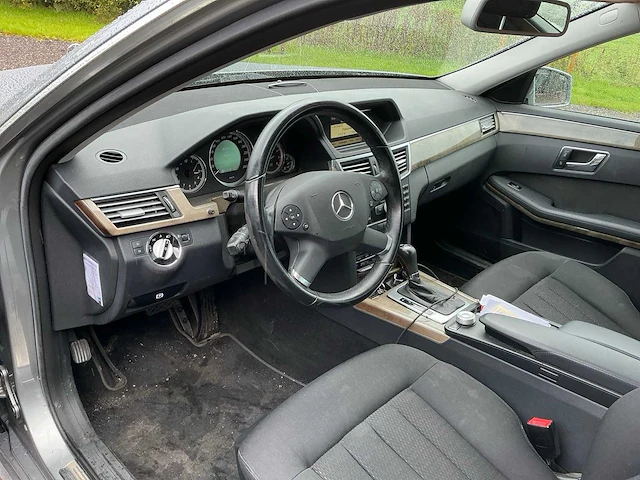 2010 mercedes-benz e-klasse e200 cgi personenauto - afbeelding 29 van  38