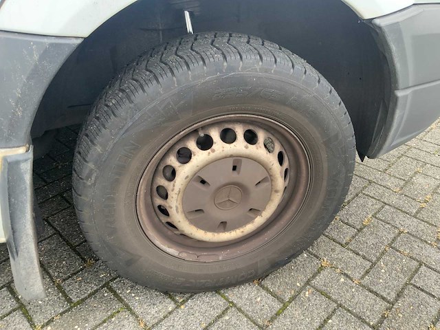 2010 mercedes-benz sprinter bedrijfswagen - afbeelding 11 van  22