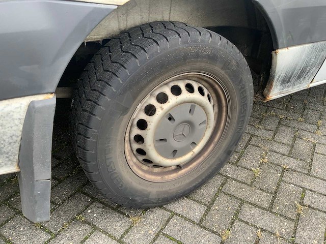 2010 mercedes-benz sprinter bedrijfswagen - afbeelding 15 van  22