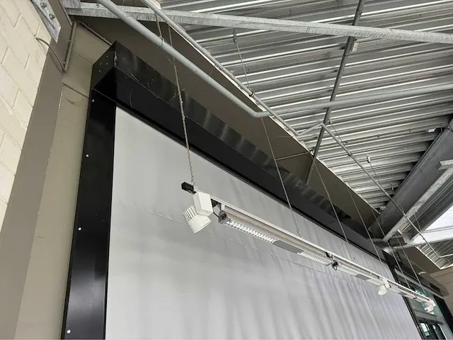 2010 metacon brandwerend rolscherm - afbeelding 7 van  10