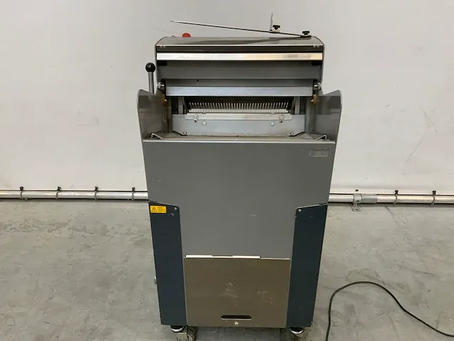 2010 mhs gmh450 broodsnijmachine - afbeelding 10 van  11