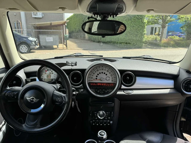2010 mini mini clubman personenauto - afbeelding 4 van  18
