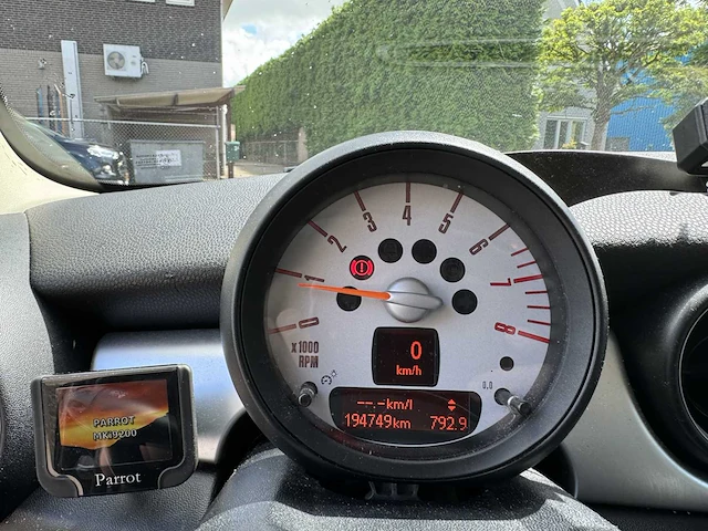 2010 mini mini clubman personenauto - afbeelding 6 van  18