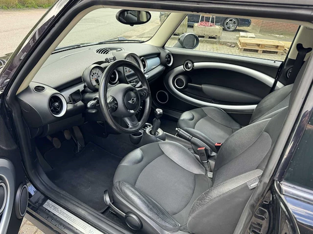 2010 mini mini clubman personenauto - afbeelding 7 van  18