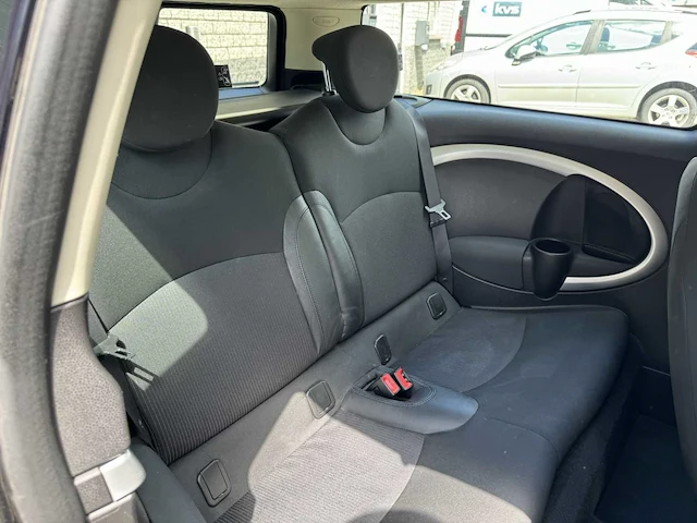 2010 mini mini clubman personenauto - afbeelding 8 van  18