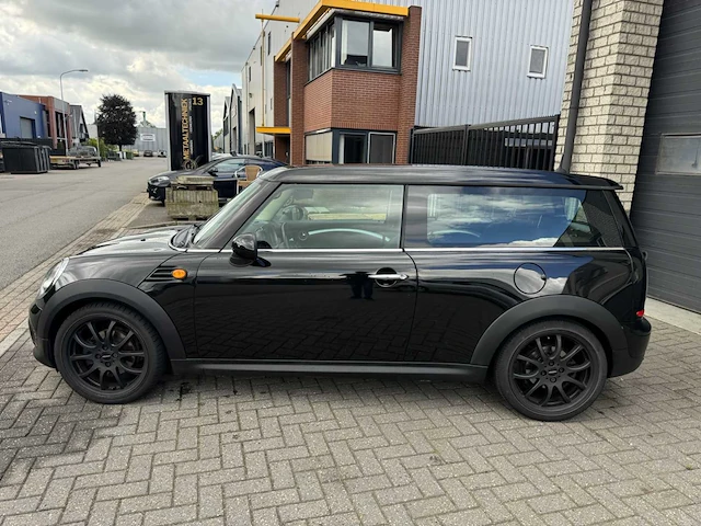 2010 mini mini clubman personenauto - afbeelding 13 van  18