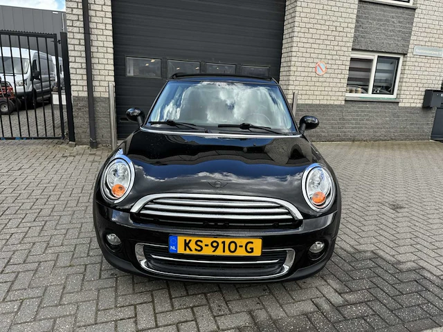 2010 mini mini clubman personenauto - afbeelding 16 van  18