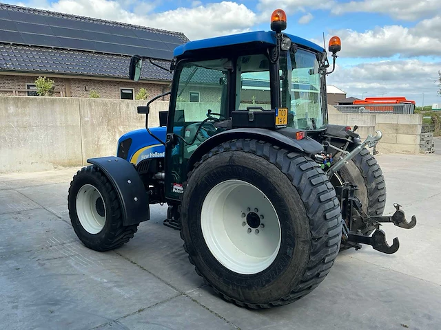 2010 new holland t4030 vierwielaangedreven landbouwtractor - afbeelding 12 van  38