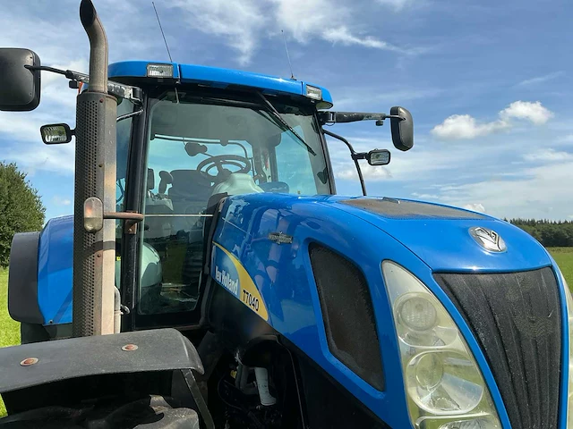 2010 new holland t7040 vierwielaangedreven landbouwtractor - afbeelding 2 van  42