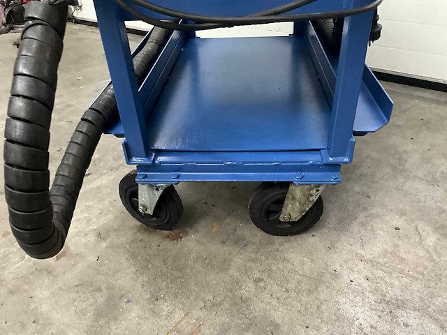 2010 nitto hs11-1624 ponsmachine met hydraulische pomp - afbeelding 6 van  14