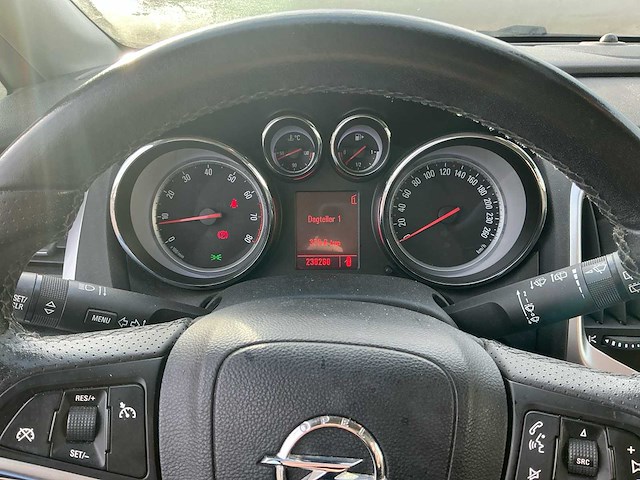 2010 opel astra 1.4 turbo sport - afbeelding 11 van  31