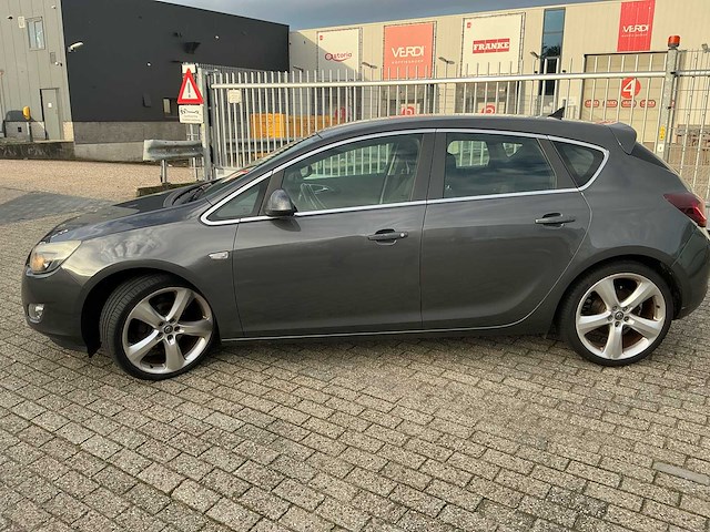 2010 opel astra 1.4 turbo sport - afbeelding 12 van  31