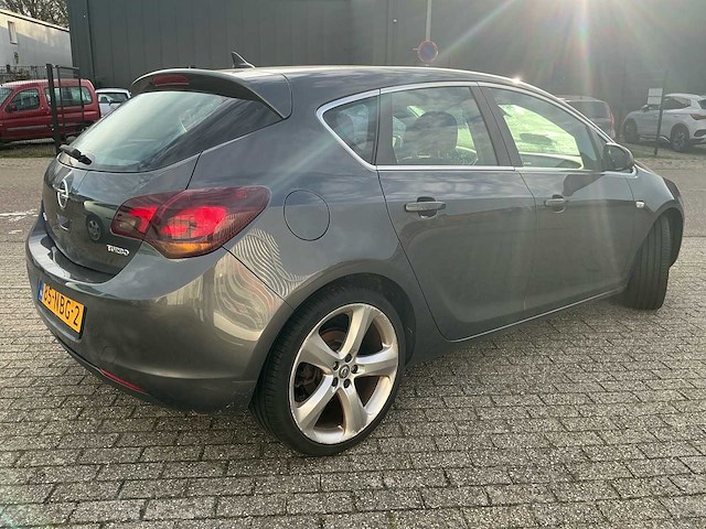 2010 opel astra 1.4 turbo sport - afbeelding 27 van  31