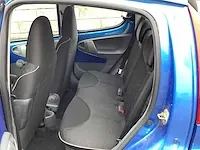 2010 peugeot 107 personenauto - afbeelding 7 van  26