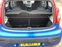 2010 peugeot 107 personenauto - afbeelding 18 van  26