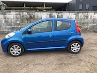 2010 peugeot 107 personenauto - afbeelding 12 van  26