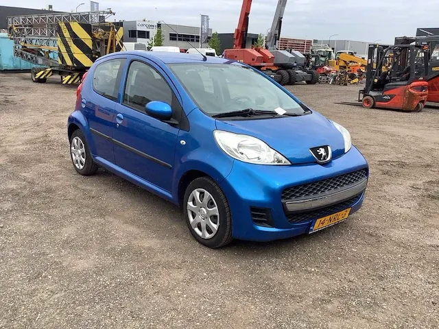 2010 peugeot 107 personenauto - afbeelding 24 van  26