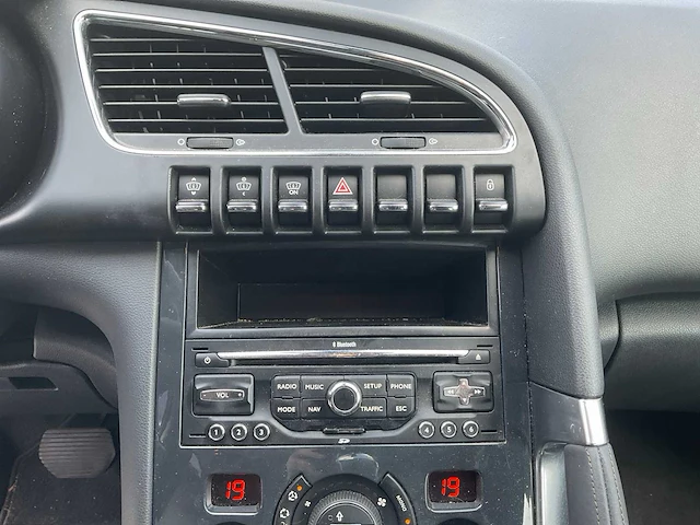 2010 peugeot 3008 personenauto - afbeelding 9 van  29