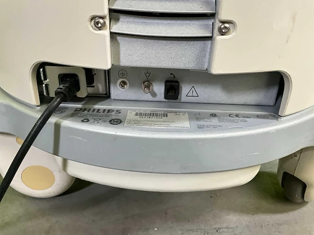 2010 philips hd11xs echografie machine - afbeelding 4 van  14