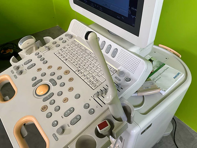 2010 philips hd7xe echografie apparaat - afbeelding 10 van  13