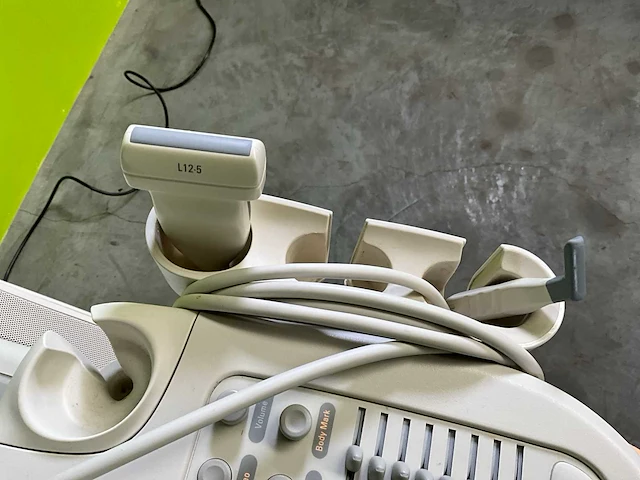 2010 philips iu22 - echografie apparaat - afbeelding 12 van  15