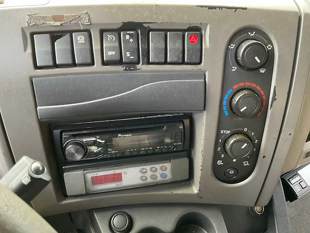 2010 renault midlum 270-12 dxi vrachtwagen - afbeelding 6 van  28