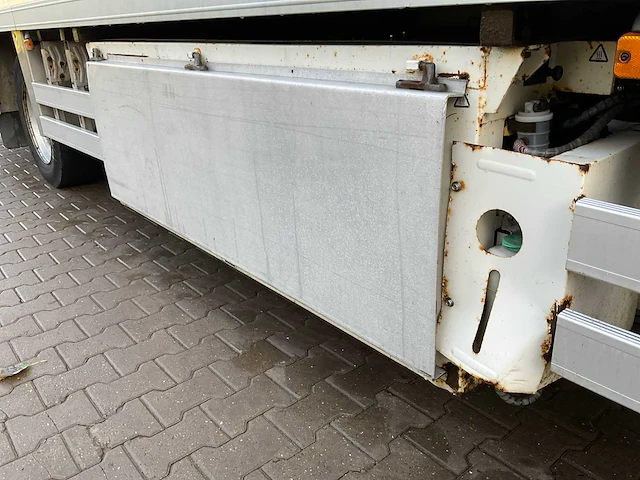 2010 renault midlum 270-12 dxi vrachtwagen - afbeelding 21 van  28