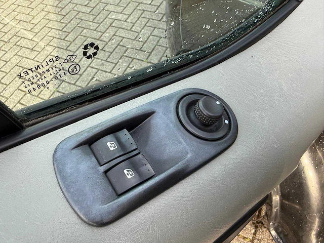 2010 renault trafic bedrijfswagen - afbeelding 3 van  14