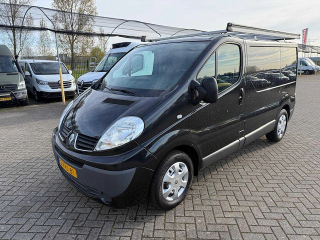 2010 renault trafic bedrijfswagen - afbeelding 1 van  14