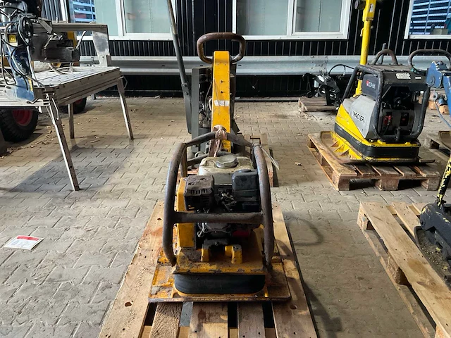 2010 samac s2500 vab trilplaat - afbeelding 2 van  9