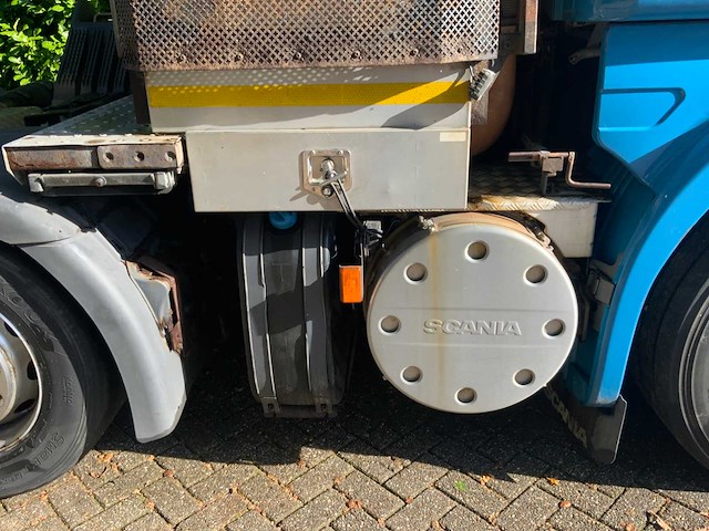 2010 scania v8 r620 8x4 vrachtwagen - afbeelding 15 van  52