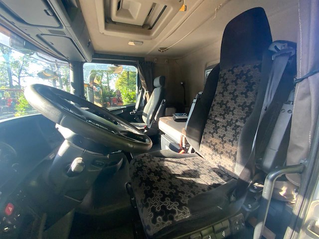 2010 scania v8 r620 8x4 vrachtwagen - afbeelding 13 van  52