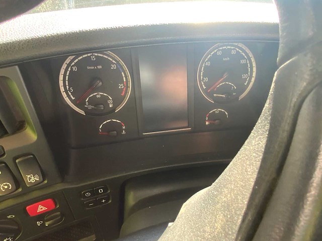 2010 scania v8 r620 8x4 vrachtwagen - afbeelding 29 van  52